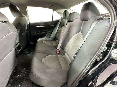 Used 2021 Toyota Camry LE FWD image 21