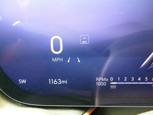 Used 2024 Buick Envision Sport Touring image 32