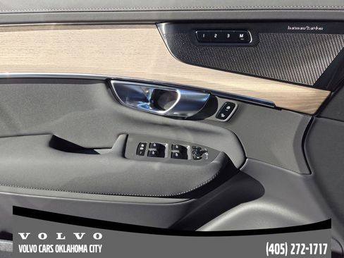 New 2026 Volvo XC90 B6 Plus w/ Protection Package Premier image 22