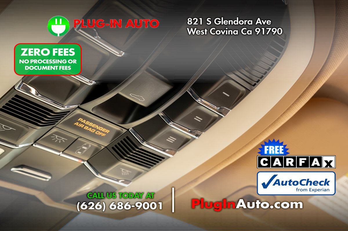 Used 2011 Porsche Panamera RWD image 23