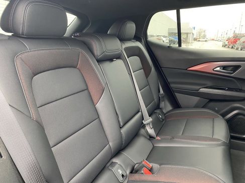 New 2025 Chevrolet Equinox EV RS image 25