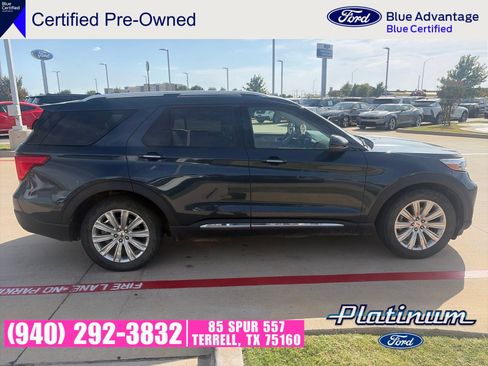 Used 2022 Ford Explorer Limited w/ Equipment Group 301A RWD image 8