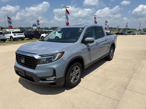 Used 2023 Honda Ridgeline RTL-E image 1