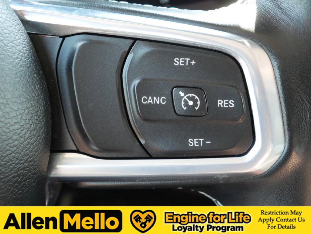 Used 2020 Jeep Gladiator Overland AWD/4WD image 27