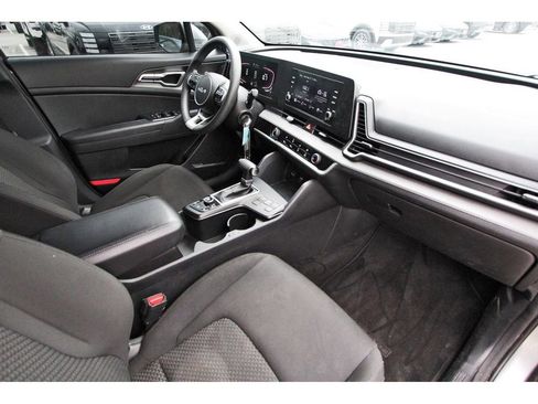 Used 2023 Kia Sportage LX FWD image 30