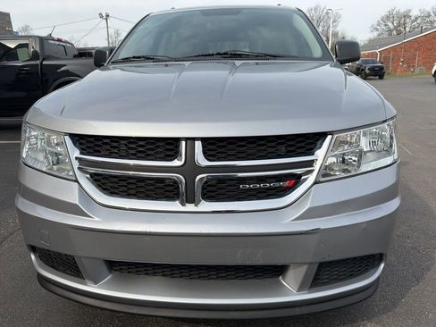 Used 2017 Dodge Journey SE image 8