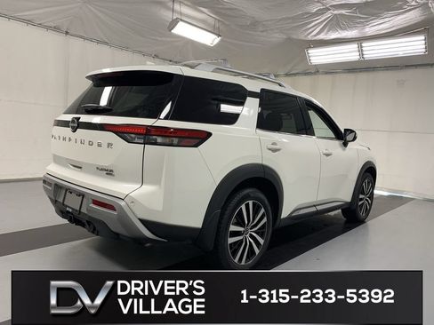 Used 2023 Nissan Pathfinder Platinum w/ Cargo Package AWD/4WD image 5