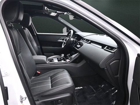 Used 2022 Land Rover Range Rover Velar R-Dynamic S image 21