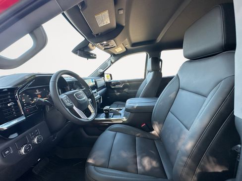 New 2026 GMC Sierra 1500 Elevation image 23