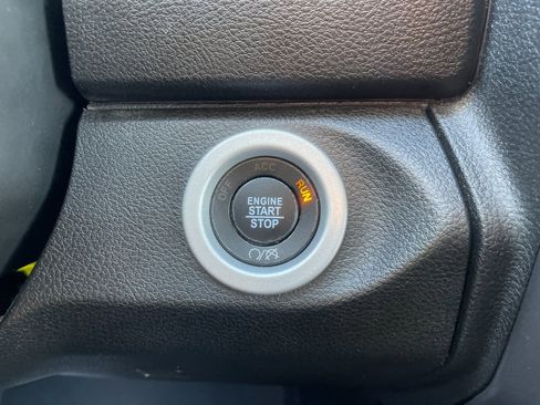 Used 2022 RAM 1500 Classic SLT w/ Electronics Convenience Group image 23