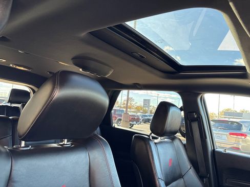 Used 2024 Dodge Durango GT image 11