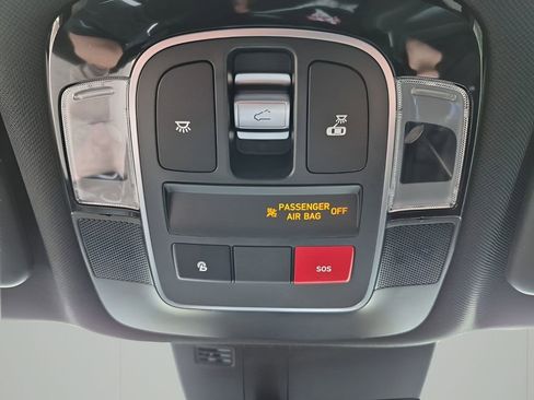 Used 2023 Hyundai Santa Cruz Limited image 41