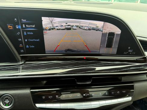 Used 2021 Cadillac Escalade ESV Sport w/ Driver Assist Tech Package image 18