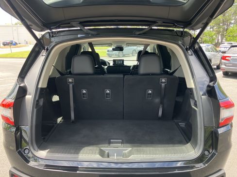 Used 2025 Honda Pilot EX-L image 34