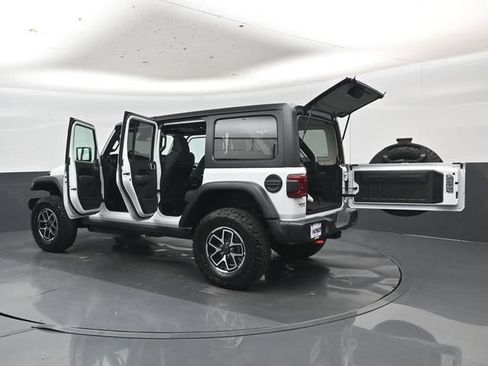 Used 2026 Jeep Wrangler Unlimited Rubicon AWD/4WD image 55