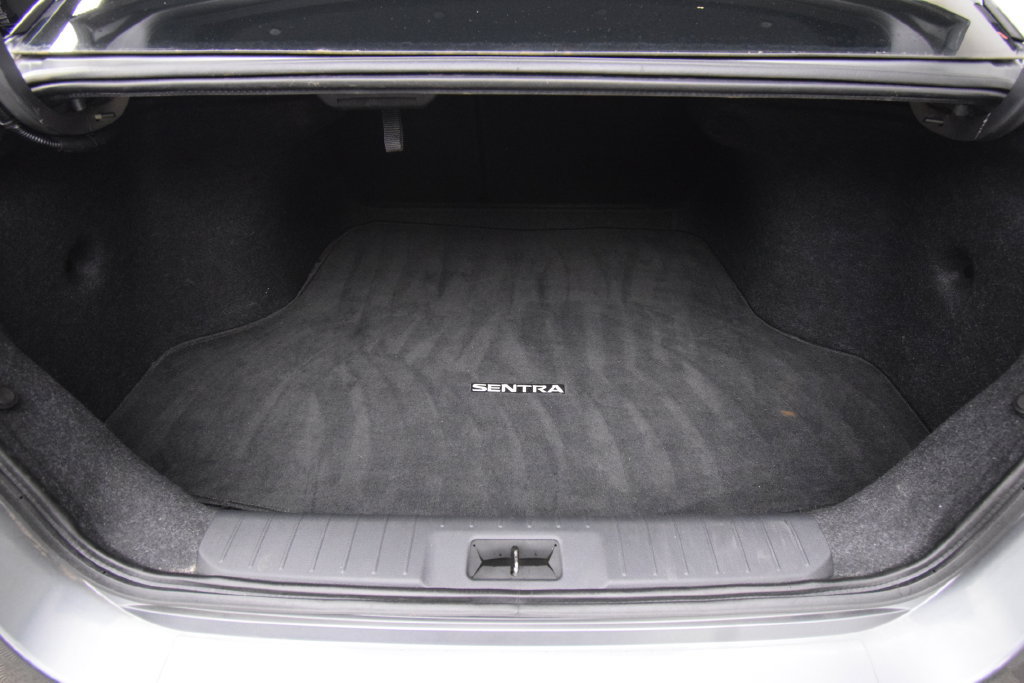 Used 2022 Nissan Sentra S w/ Lighting Package FWD image 23