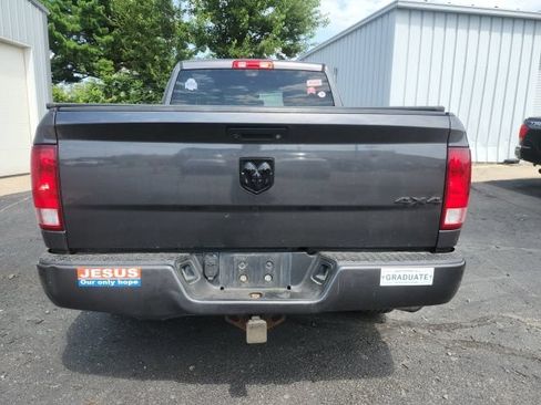 Used 2018 RAM 1500 Express w/ Express Value Package AWD/4WD image 6