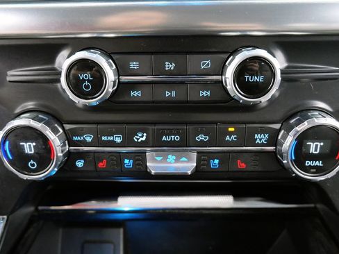 Used 2021 Ford F150 Lariat w/ Equipment Group 502A High AWD/4WD image 32