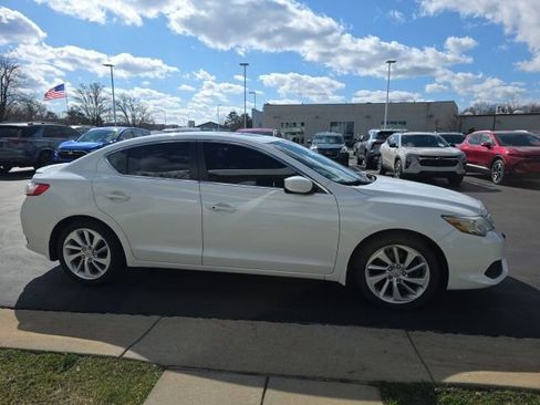 Used 2017 Acura ILX 2.4L 4D Sedan image 8