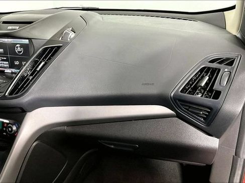 Used 2014 Ford Escape SE w/ Equipment Group 201A FWD image 16