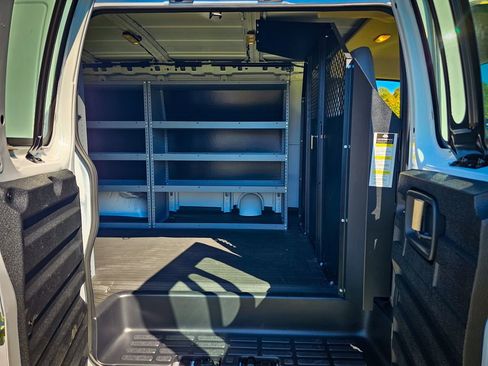 New 2025 GMC Savana 2500 w/ Driver Convenience Package image 26