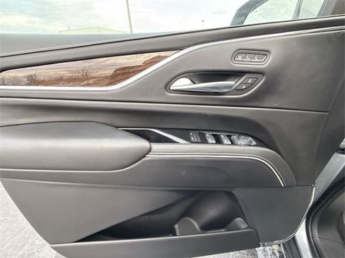 Certified 2023 Cadillac Escalade Premium Luxury Platinum image 23