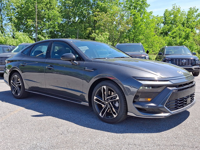New 2026 Hyundai Sonata N Line FWD image 3