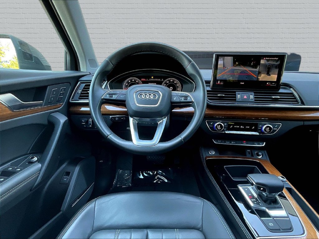 Used 2023 Audi Q5 2.0T Premium Plus w/ Premium Plus Package AWD/4WD image 8