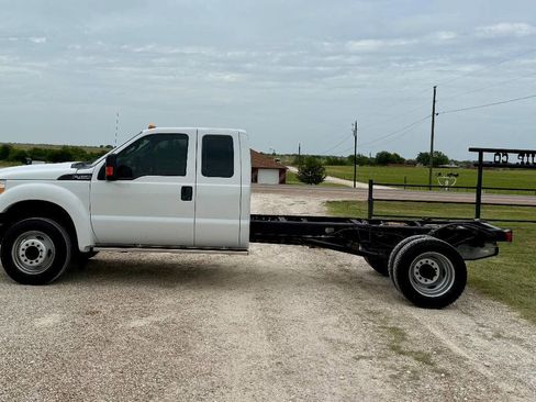 Used 2015 Ford F450 XL w/ Power Equipment Group image 4