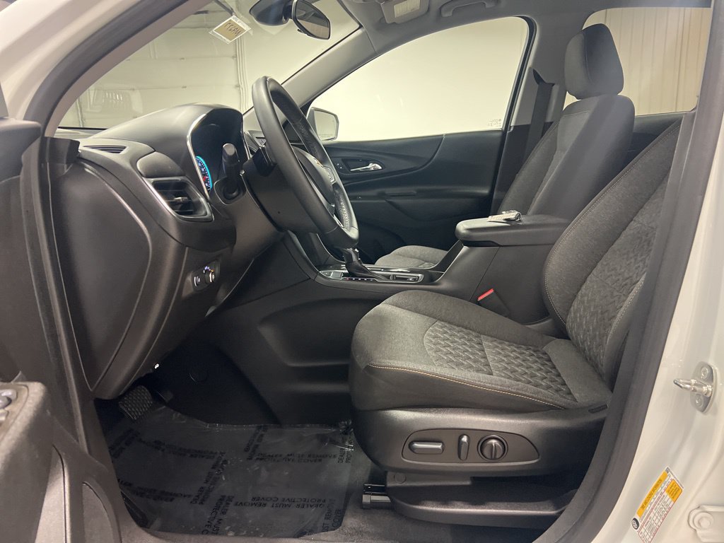 Certified 2023 Chevrolet Equinox LT AWD/4WD image 9