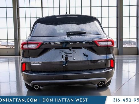 Used 2023 Ford Escape ST-Line Elite AWD/4WD image 37