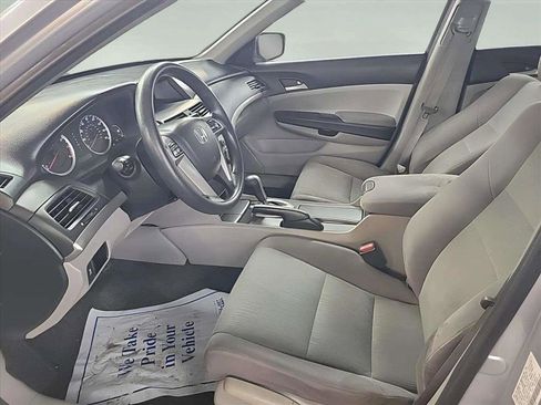 Used 2011 Honda Accord LX image 12