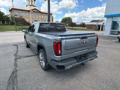 Used 2024 GMC Sierra 1500 Denali AWD/4WD image 3