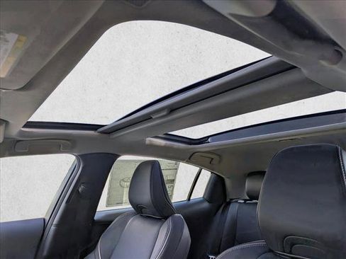 New 2026 Toyota Prius Limited FWD image 14