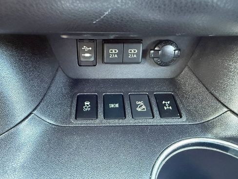 Used 2019 Toyota Highlander XLE AWD/4WD image 46
