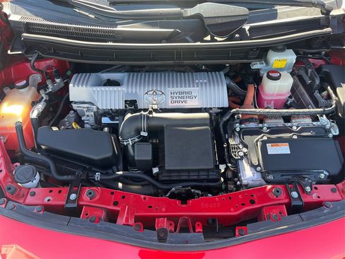 Used 2015 Toyota Prius Persona Series image 11