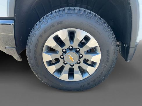 New 2026 Chevrolet Silverado 2500 Custom w/ Custom Value Package image 13