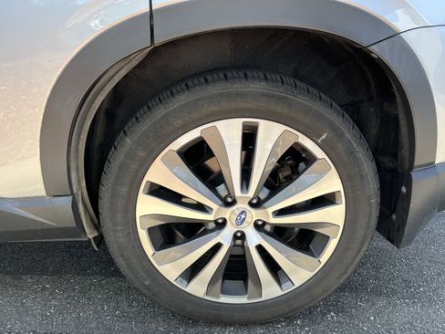 Used 2020 Subaru Ascent Limited w/ Popular Package #2 AWD/4WD image 13