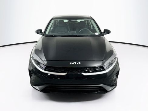 Used 2024 Kia Forte LXS FWD image 2