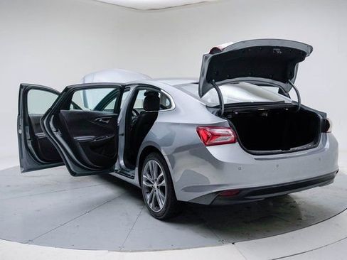 Used 2024 Chevrolet Malibu LT image 19