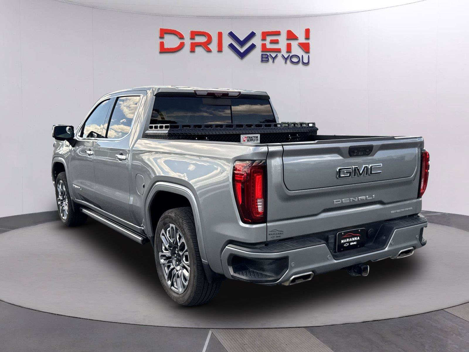 Used 2023 GMC Sierra 1500 Denali Ultimate AWD/4WD image 7