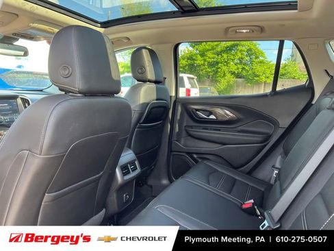 Used 2023 GMC Terrain Denali image 10