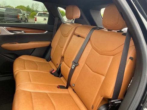 Used 2020 Cadillac XT5 Premium Luxury w/ LPO, Floor Liner Package AWD/4WD image 21