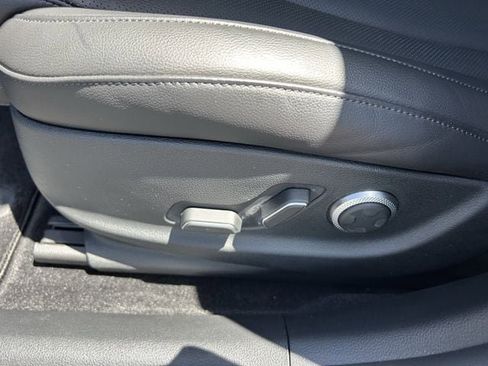 Used 2026 Genesis G80 2.5T Advanced image 25