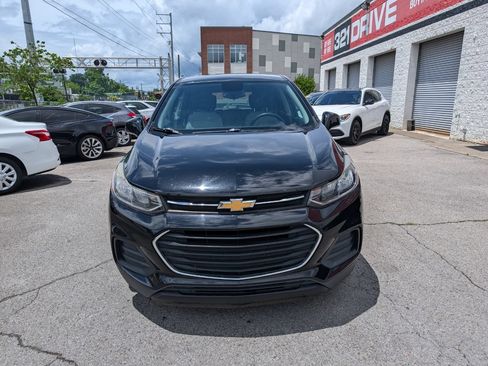 Used 2019 Chevrolet Trax LS FWD image 4