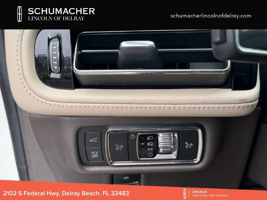 Used 2022 Lincoln Nautilus FWD w/ Premium Package image 26