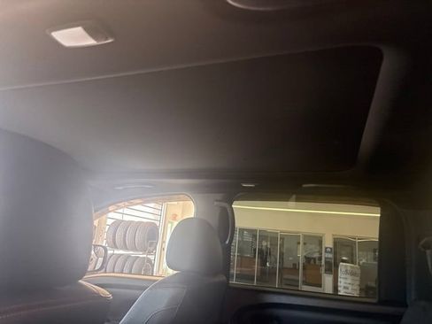 Used 2021 Nissan Titan PRO-4X w/ Pro-4x Convenience Package AWD/4WD image 36
