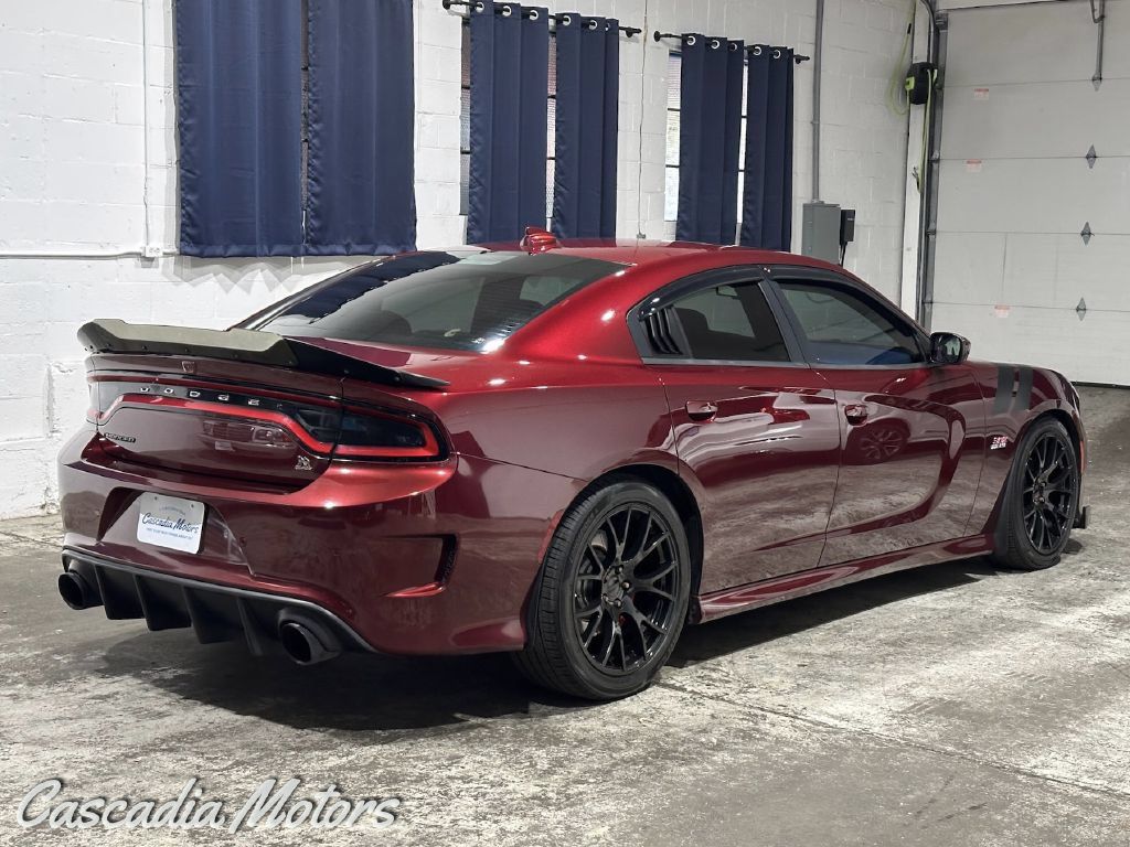 Used 2017 Dodge Charger R/T Scat Pack w/ Driver Confidence Group RWD image 7
