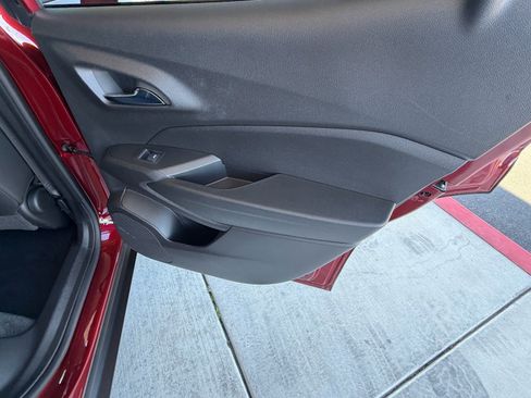 Used 2024 Chevrolet Trax RS w/ Driver Confidence Package image 21