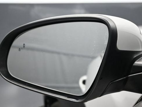 Used 2023 Hyundai Kona SEL FWD image 4